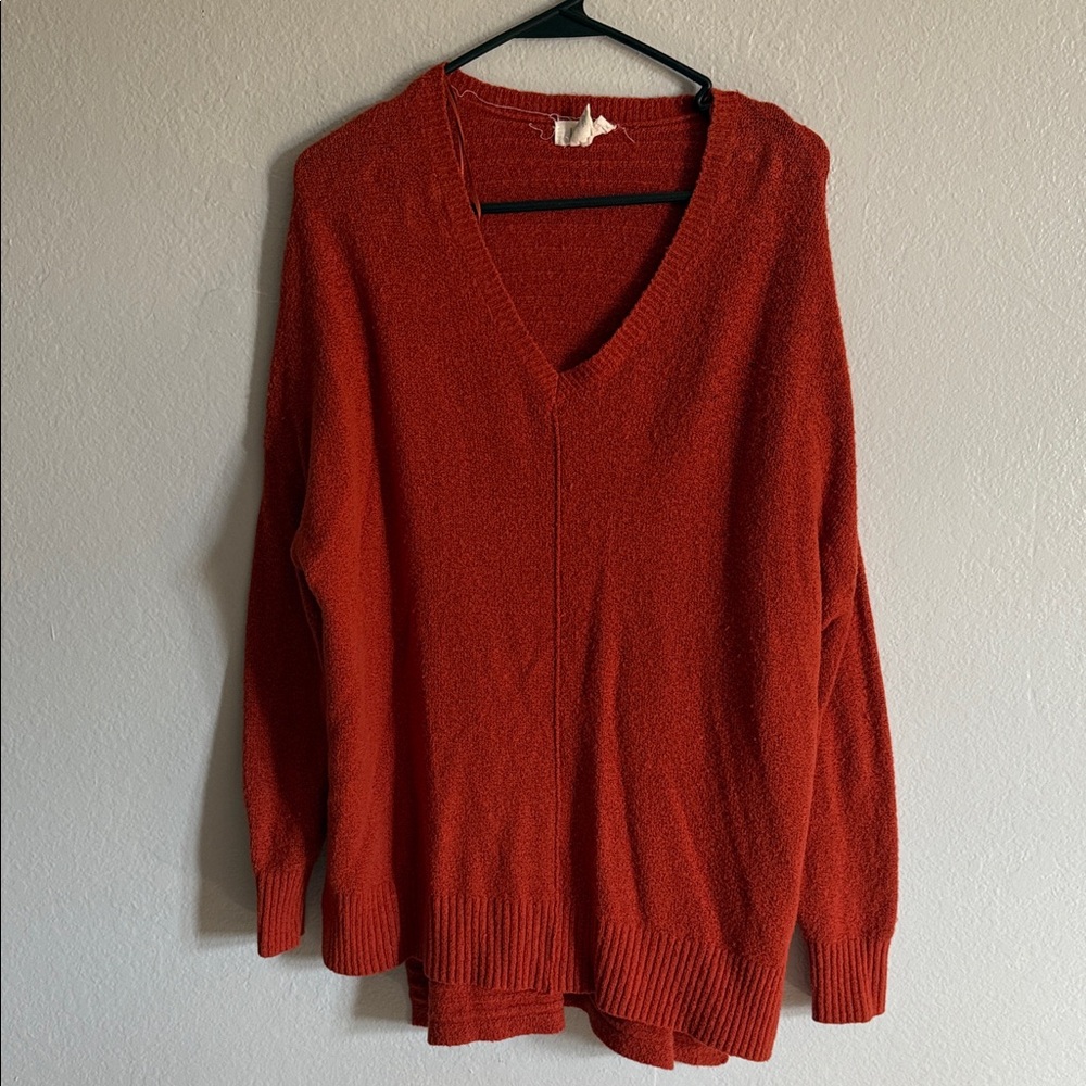 Kaisely V-Neck Sweater in Rich Red